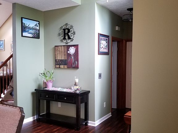 5th image of 487 Golden Russett Blvd