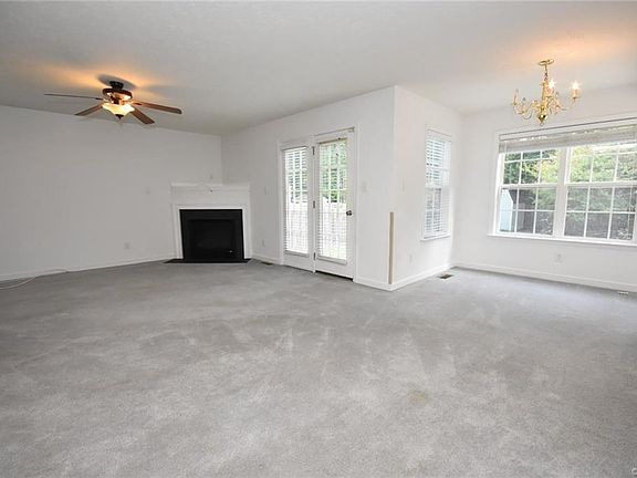 4th image of 3019 Greenway Ave