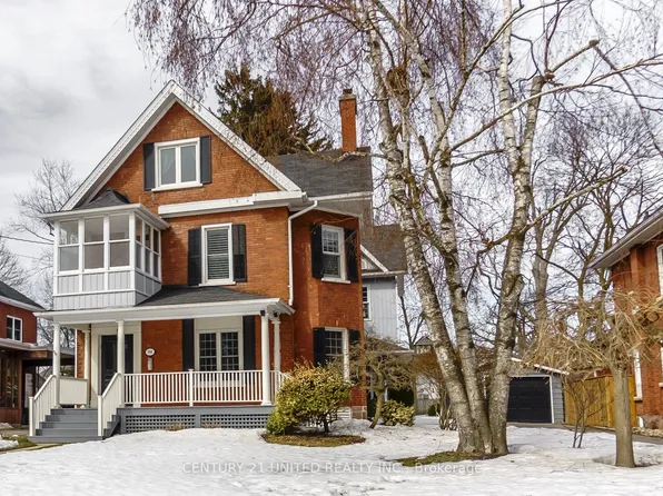 558 Gilmour St, Peterborough, ON K9H 2K2