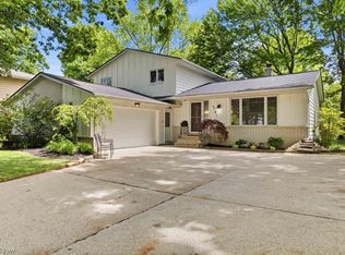 6741 Duneden Ave, Solon, OH 44139