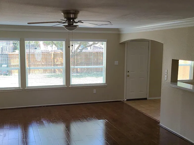 15514 Baxter Ave — Photo 7