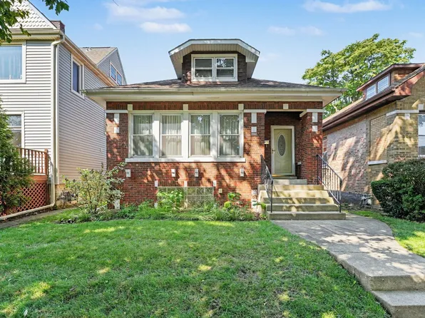 3120 Clinton Ave, Berwyn, IL 60402