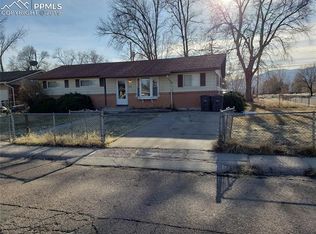 1714 Couch Pl, Colorado Springs, CO 80911