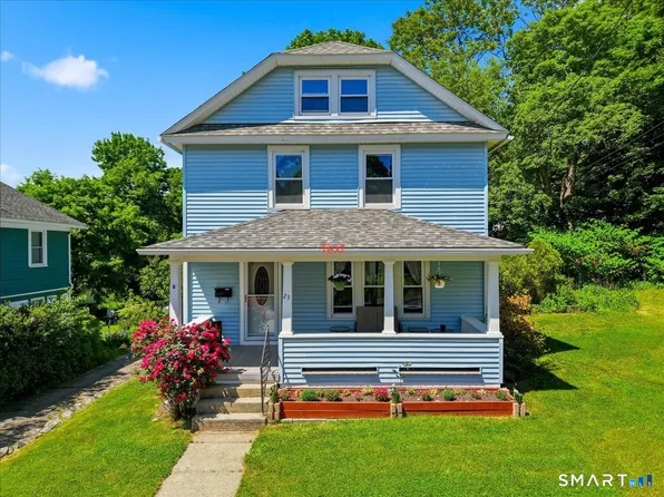 23 Sturtevant Avenue, Norwich, CT 06360