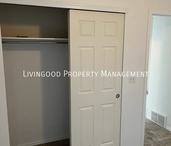 2930 Main St #102 — Photo 18