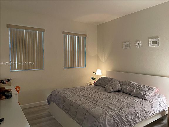 3rd image of 10630 NW 88th St APT 209