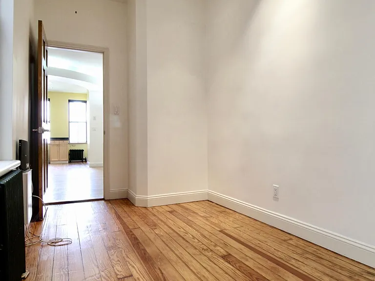 2021 Woodbine St #2FLL — Photo 8