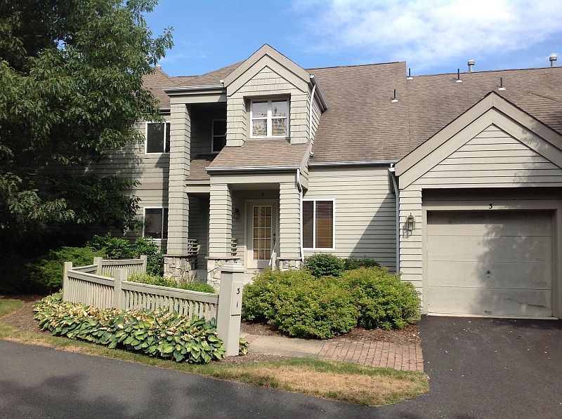 1st image of 1 Windsor Ct