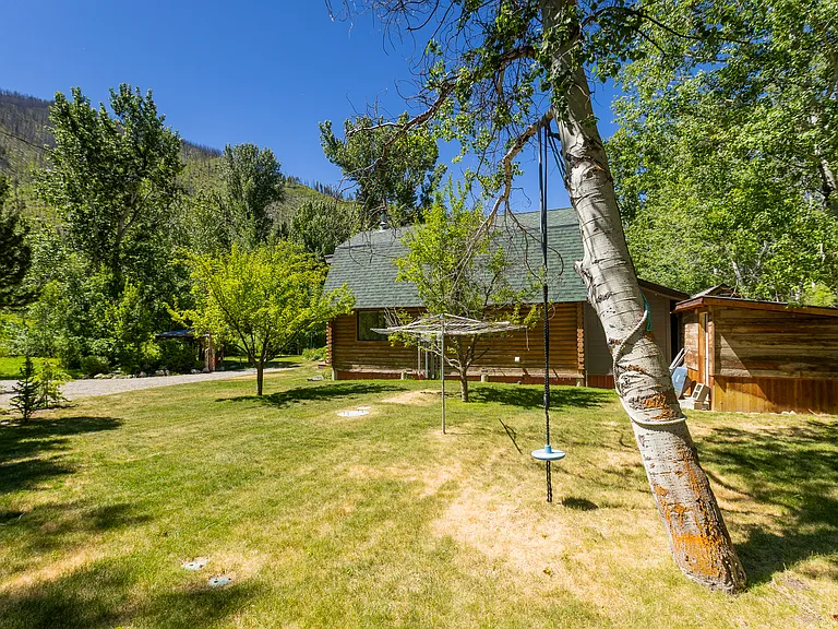 109 Cross Cut Ln — Photo 40