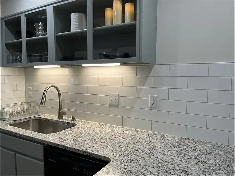1506 Benjamin Pkwy — Photo 10