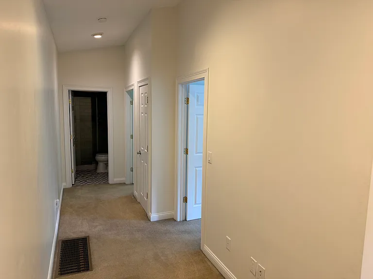 324 Mulberry St — Photo 12