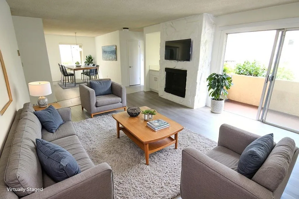 2 bed, 1250 sqft, $3,395 — Photo 1