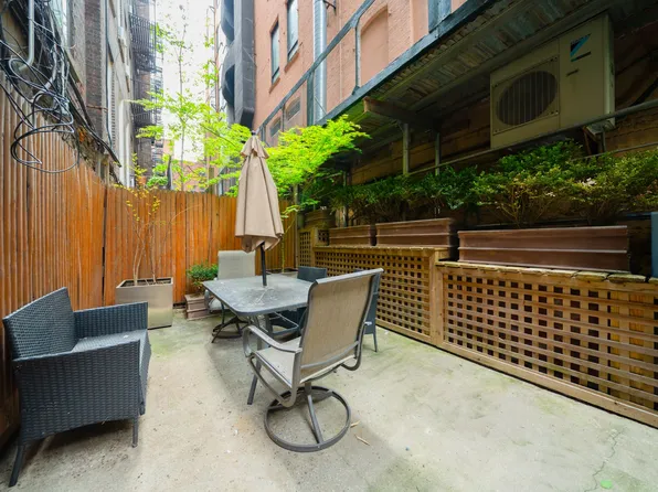 340 West 17th Street image 1 of 14