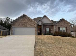 108 Sweet Water Ln, Saltillo, MS 38866