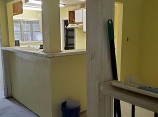 314 Greenwood Dr, Hitchcock, TX 77563