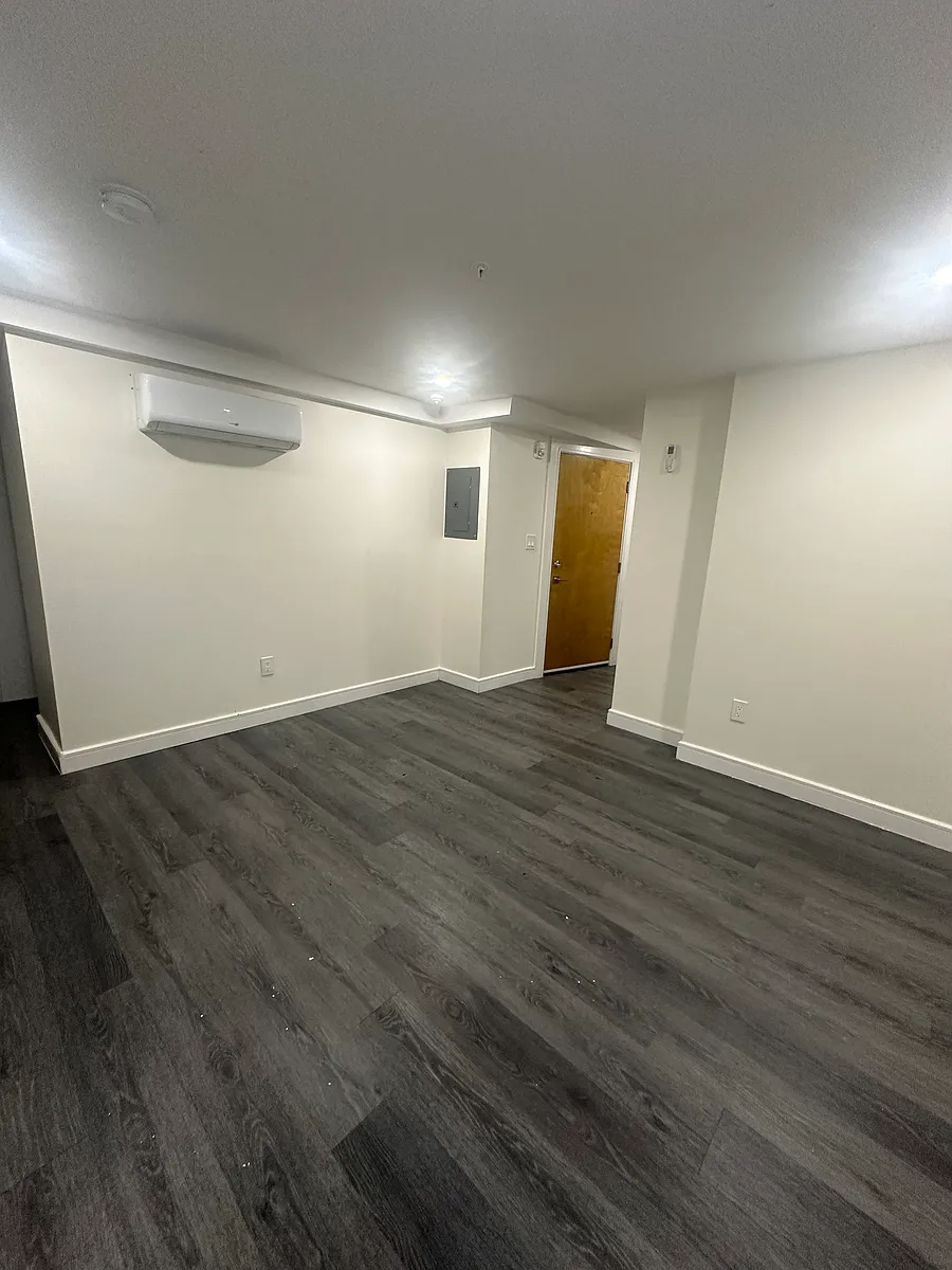 Building Photo - 152 Washington Ave #104