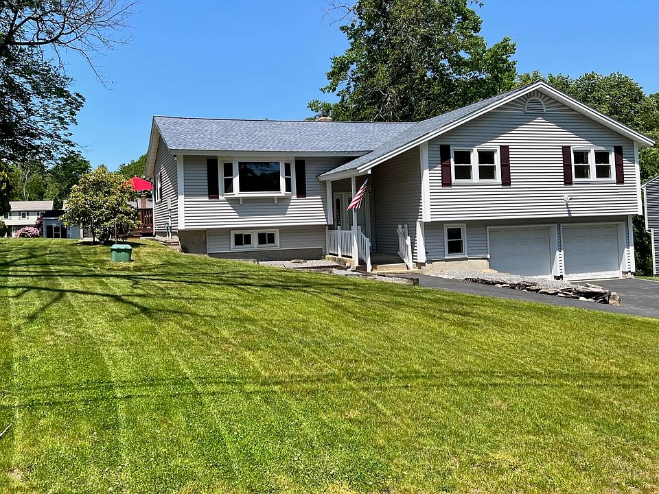 1st image of 5 Wildwood Lane