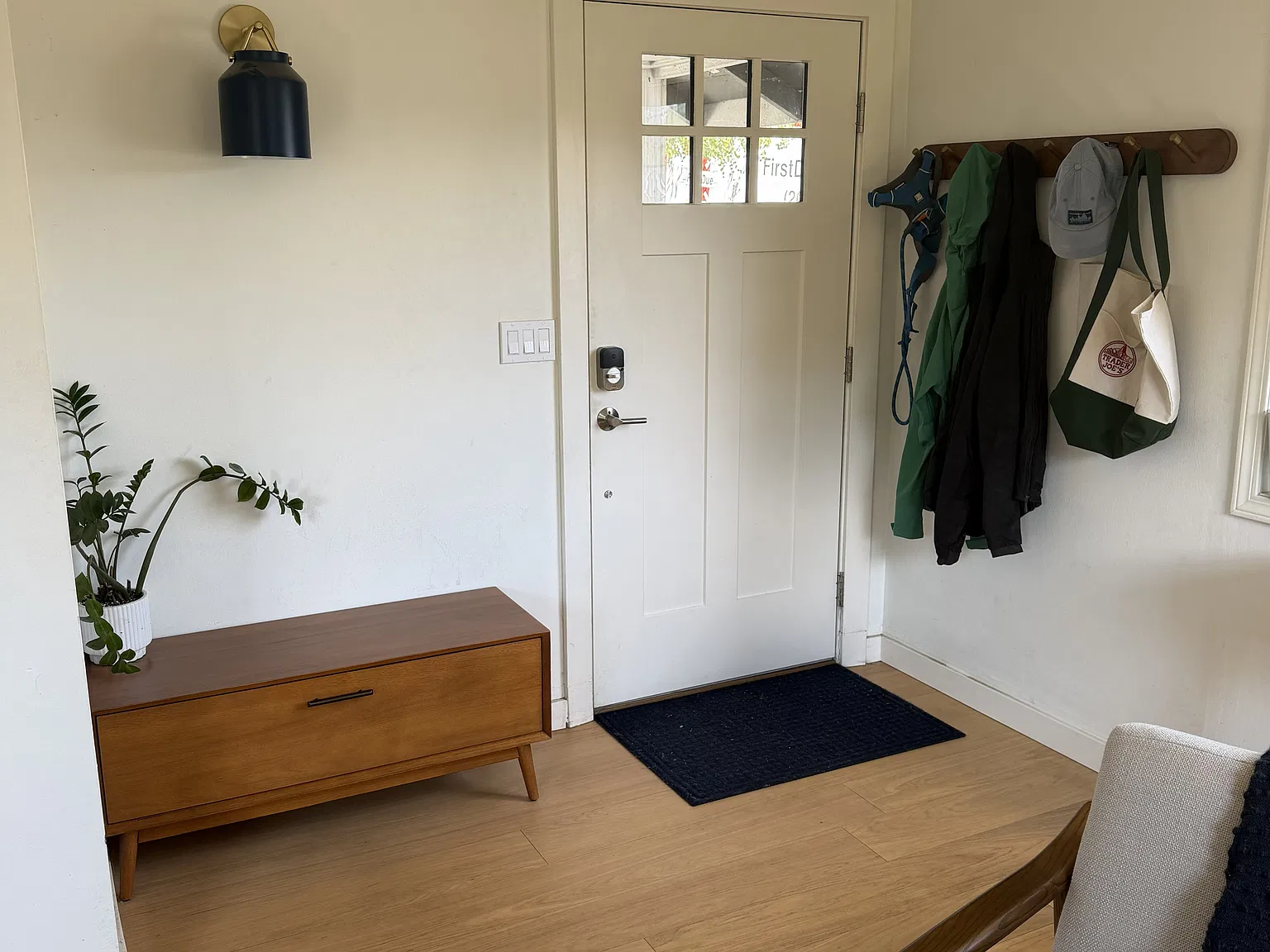 3 bed, 1800 sqft, $4,150 — Photo 3
