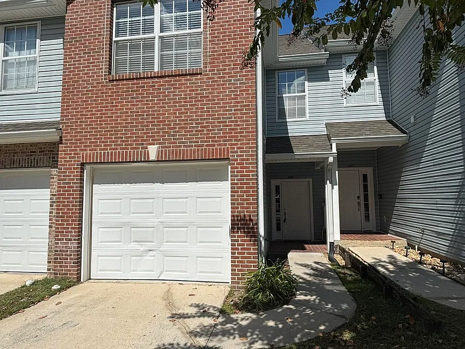 1320 Hendrix Rd #406