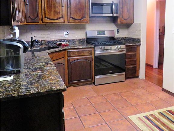 5th image of 4621 Palm Ave