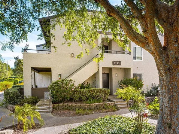21931 Rimhurst Dr #117, Lake Forest, CA 92630