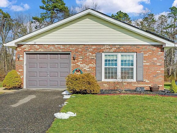 3rd image of 23 Piedmont Ct