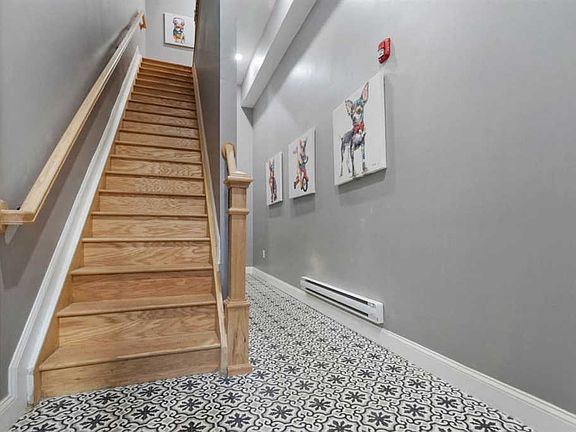 4th image of 346 Communipaw Ave APT 3F