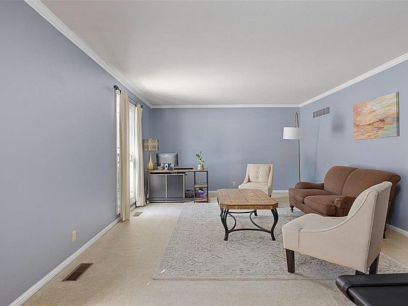 5th image of 1802 Armstead Dr
