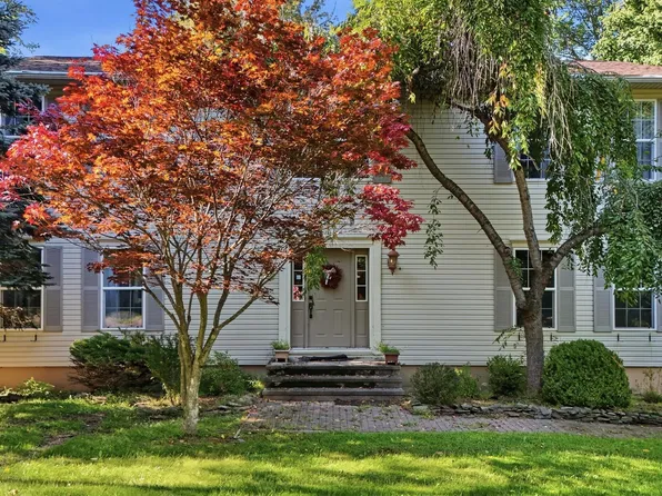 165 Rockway, Lake Ariel, PA 18436