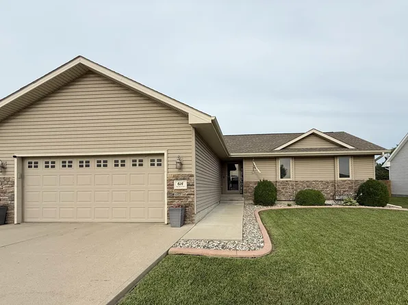 614 N 7th St, Dakota City, NE 68731