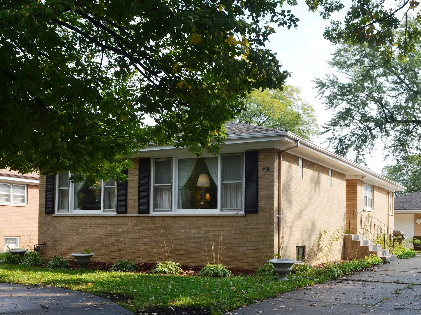 521 N Dee Rd photo 1