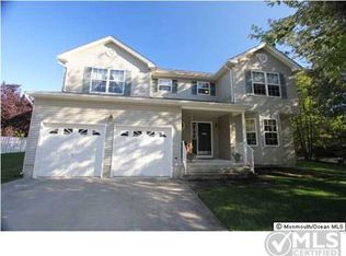 273 Old Squan Rd, Brick, NJ 08724