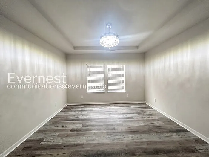 7762 Plymouth Dr — Photo 13