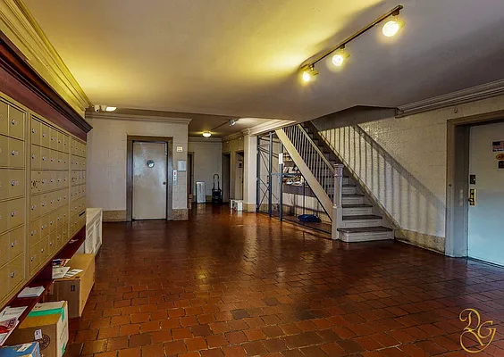 Sold by Dorsa Group | media 17