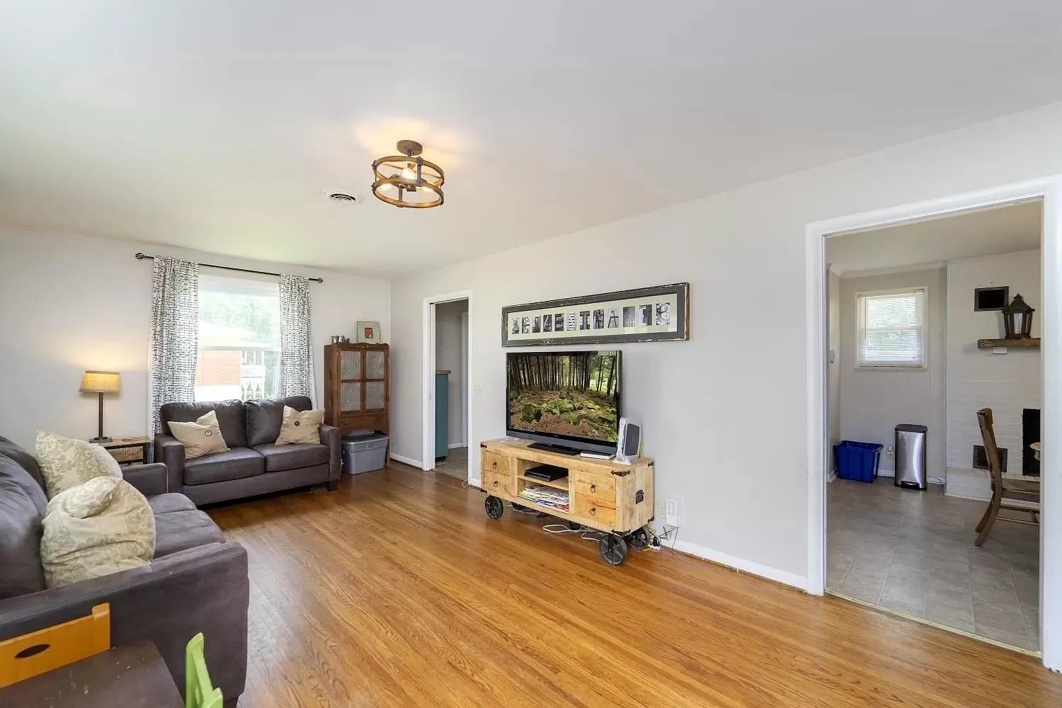 4 bed, 1650 sqft, $2,650 — Photo 3