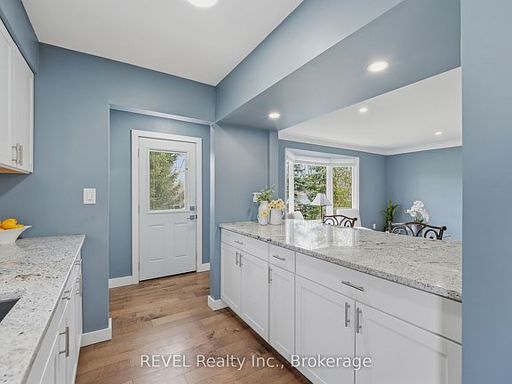 4th image of 2793 Dominion Rd