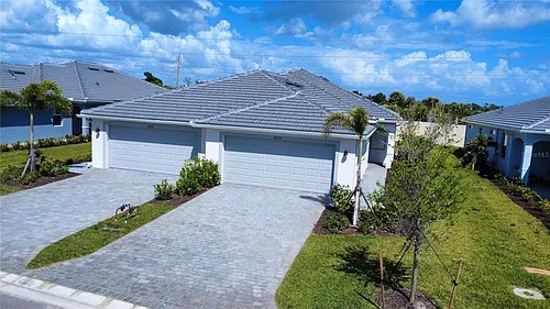8225 Shore Lake Dr Photo 1