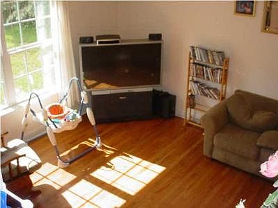 5th image of 112 Laurelwood Cir