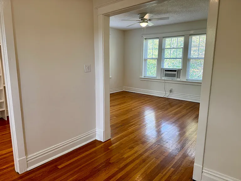 2419 Sutton Blvd #3N — Photo 24
