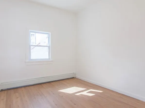 173 New York Avenue image 5 of 12