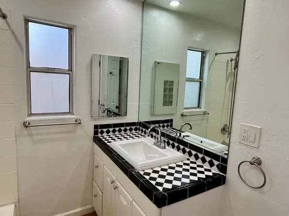2 Bed/1 Bath With Bonus Room Loft, 3373.5 30th St, San Diego, CA 92104