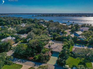 95 S River Rd, Sewalls Pt, FL 34996