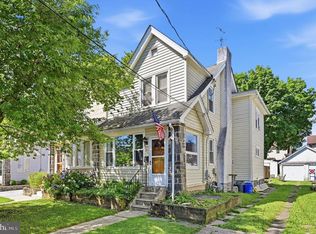 152 Shelbourne Rd, Havertown, PA 19083