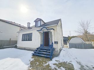 8928 116th St NW, Edmonton, AB T6G 1P8