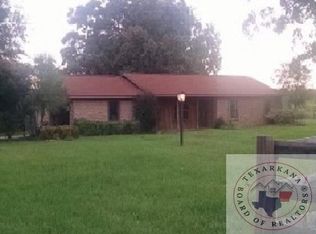 171 County Road 1201, Maud, TX 75567