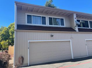 5000 Country Club Dr, Rohnert Park, CA 94928