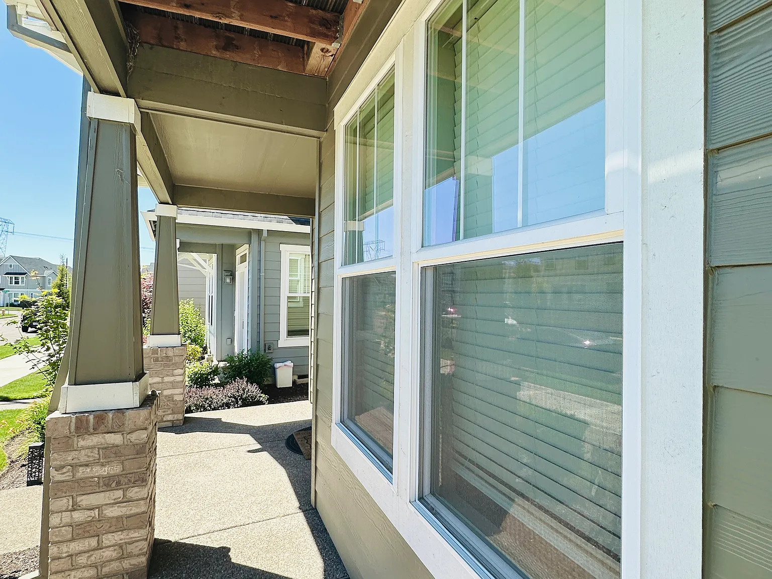 3 bed, 1835 sqft, $2,900 — Photo 3