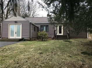 1316 Woodhill Dr, Gibsonia, PA 15044