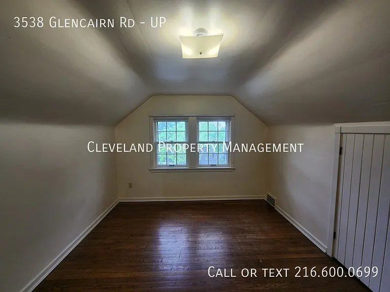 3538 Glencairn Rd #UP — Photo 19