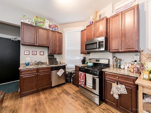 3rd image of 2608 W Potomac Ave APT 1F